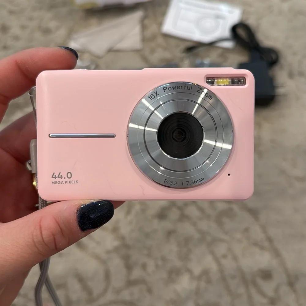 Digital camera. Brand new never used
